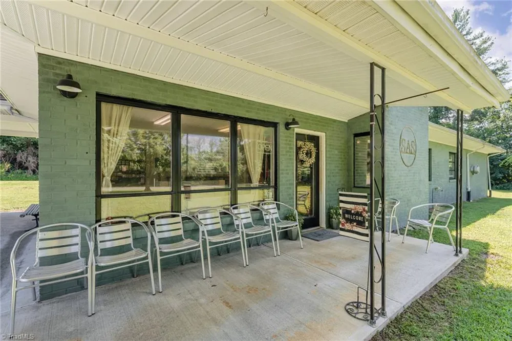 1590 Farmington Road Mocksville, NC 27028
