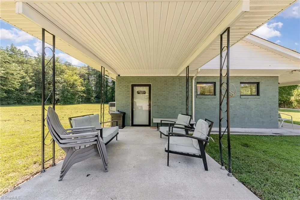 1590 Farmington Road Mocksville, NC 27028