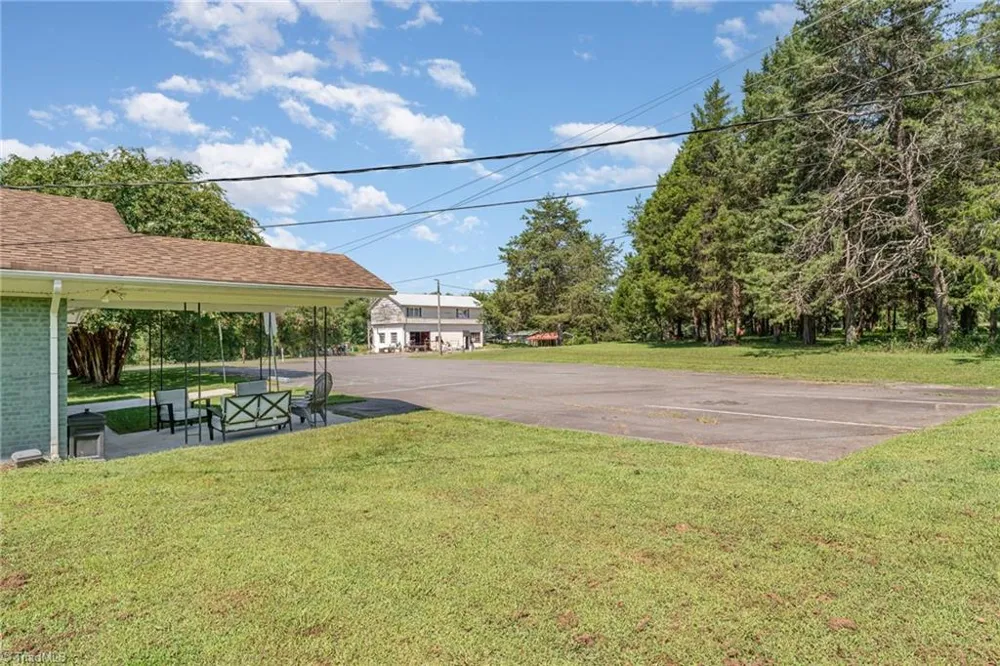 1590 Farmington Road Mocksville, NC 27028
