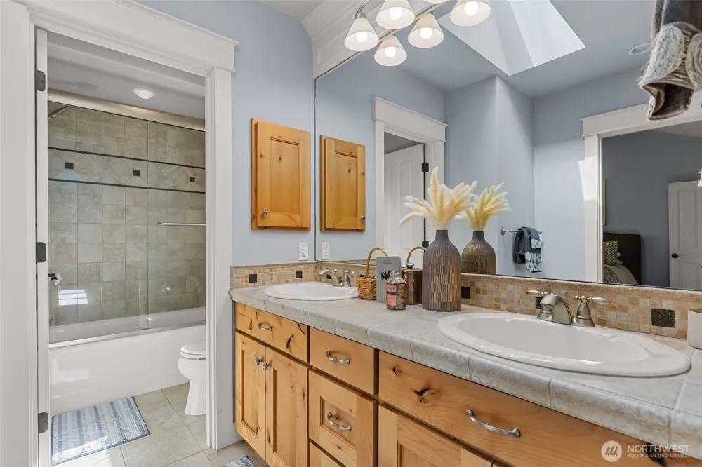 5370 228th Avenue SE Issaquah, WA 98029