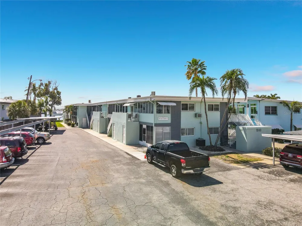 1840 SHORE DRIVE S #5 South Pasadena, FL 33707