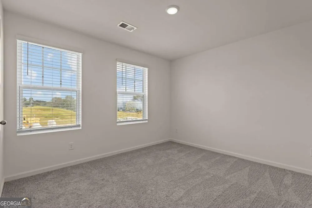 37 Crescent Blvd. Carrollton, GA 30116