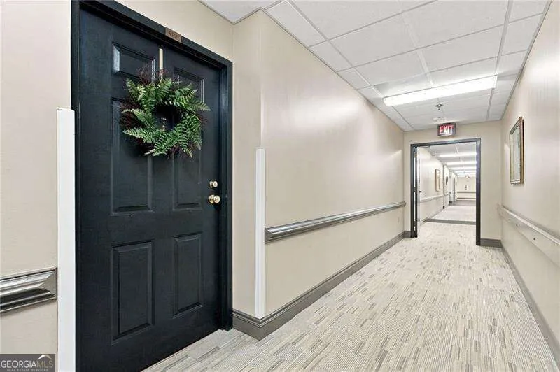 300 Johnson Ferry RD Sandy Springs, GA 30328