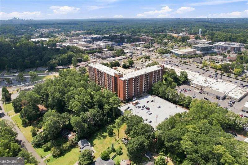300 Johnson Ferry RD Sandy Springs, GA 30328
