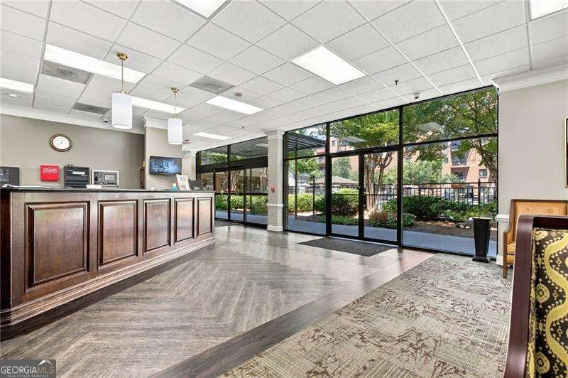 300 Johnson Ferry RD Sandy Springs, GA 30328