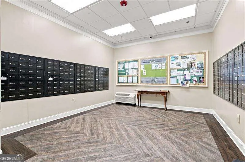 300 Johnson Ferry RD Sandy Springs, GA 30328