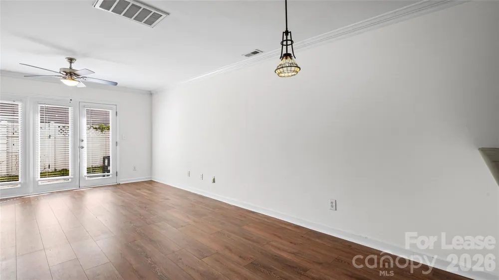 1224 Green Oaks Lane #F Charlotte, NC 28205
