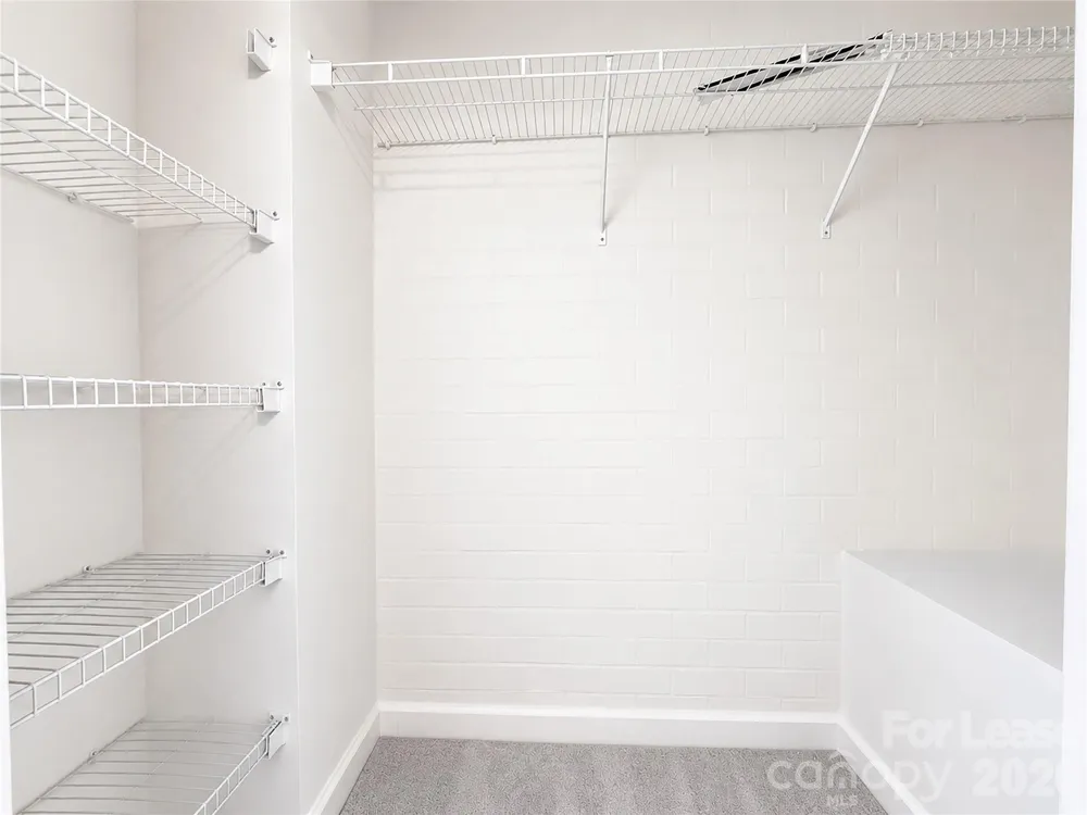 1224 Green Oaks Lane #F Charlotte, NC 28205