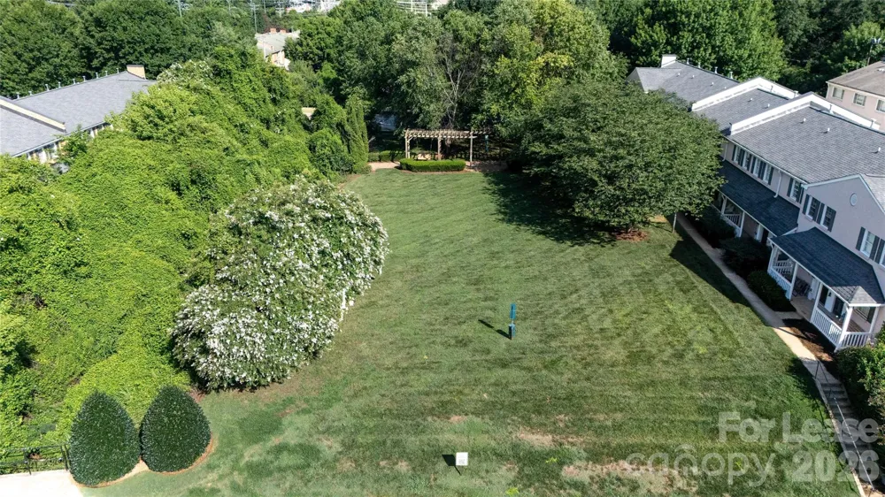 1224 Green Oaks Lane #F Charlotte, NC 28205