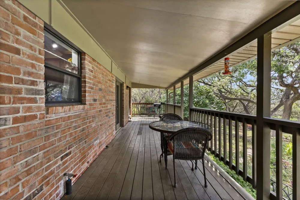 1746 Cattail Canyon Lake, TX 78133