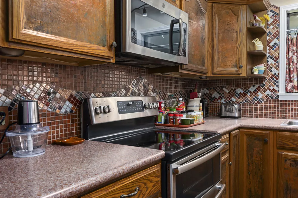 1746 Cattail Canyon Lake, TX 78133