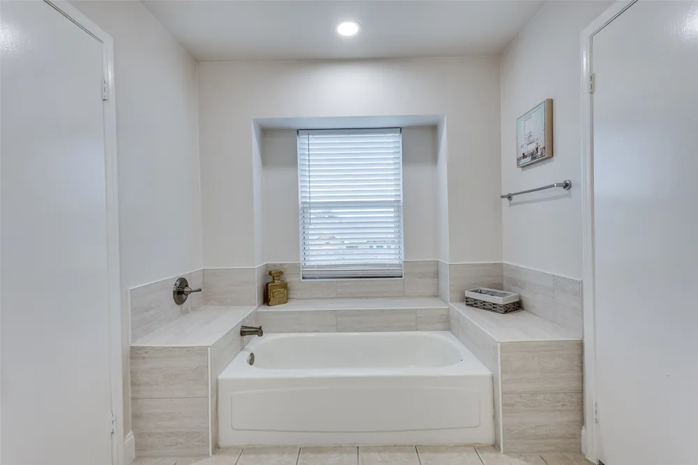 4520 Inman Drive The Colony, TX 75056