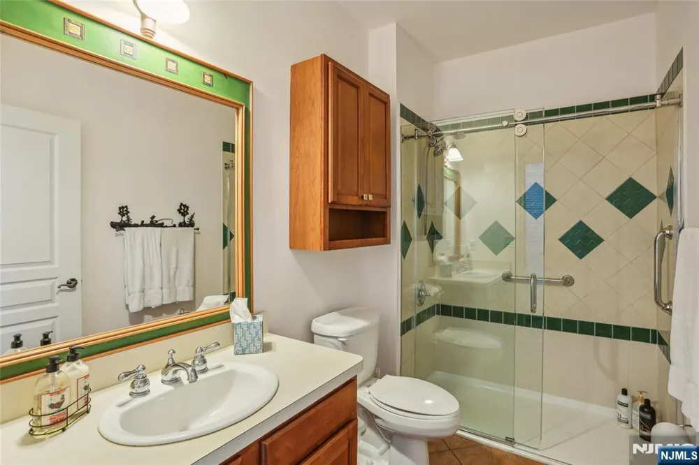 3-11 Maple 11 Vernon, NJ 07462