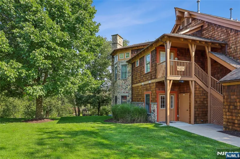 3-11 Maple 11 Vernon, NJ 07462