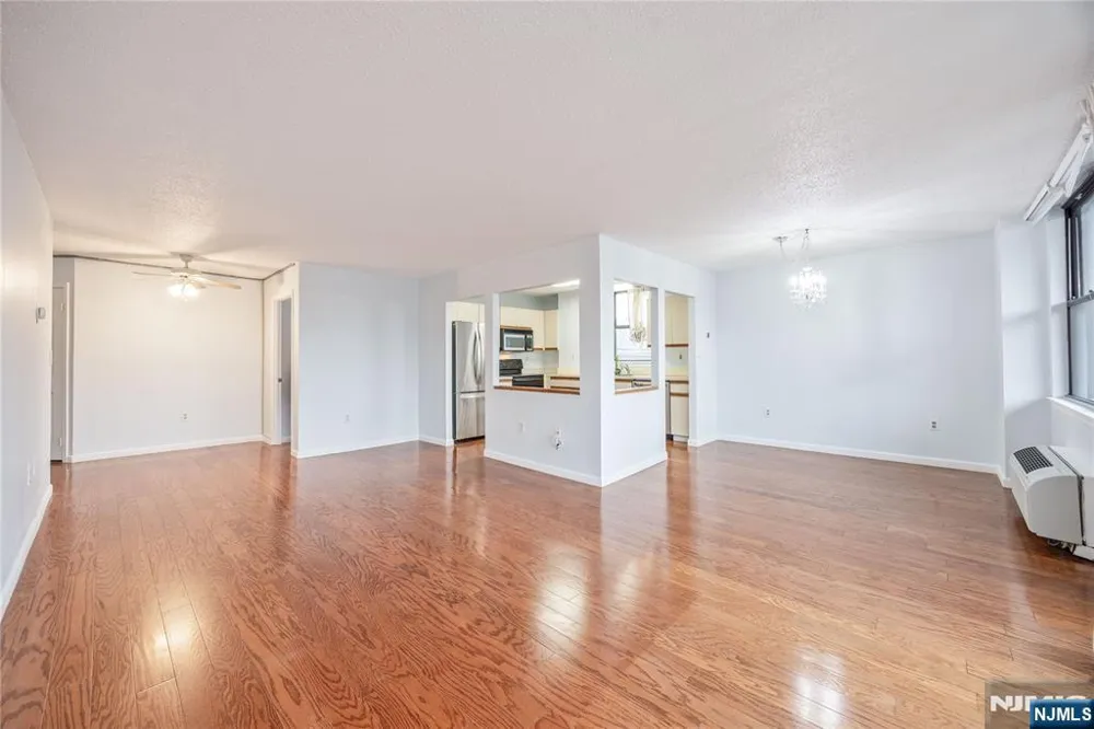 200 Division Street 3K Cliffside Park, NJ 07010