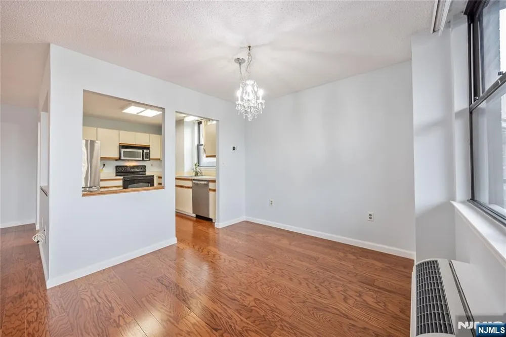 200 Division Street 3K Cliffside Park, NJ 07010