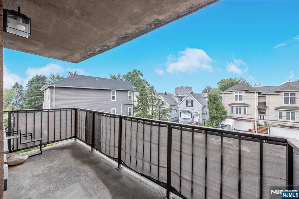 200 Division Street 3K Cliffside Park, NJ 07010