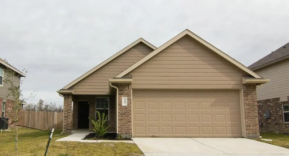 909 Harvest Salt Lane La Marque, TX 77568