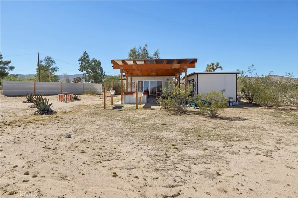 5235 Border Avenue Joshua Tree, CA 92252
