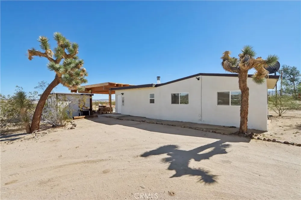 5235 Border Avenue Joshua Tree, CA 92252