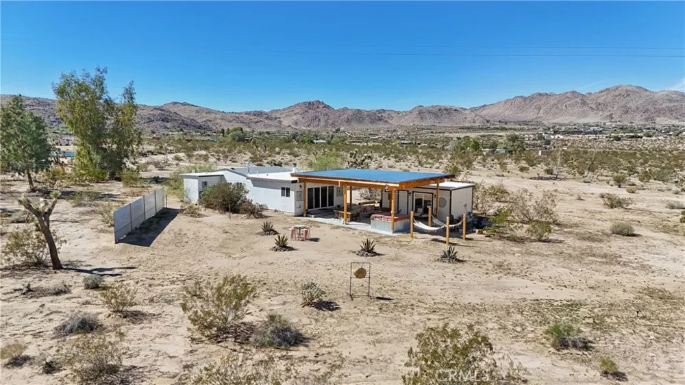 5235 Border Avenue Joshua Tree, CA 92252