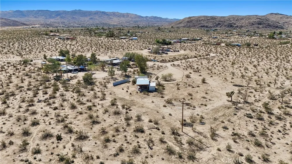 5235 Border Avenue Joshua Tree, CA 92252