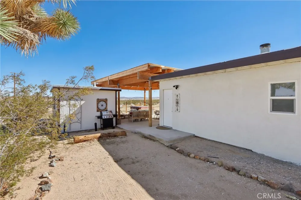 5235 Border Avenue Joshua Tree, CA 92252