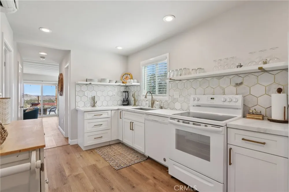 5235 Border Avenue Joshua Tree, CA 92252