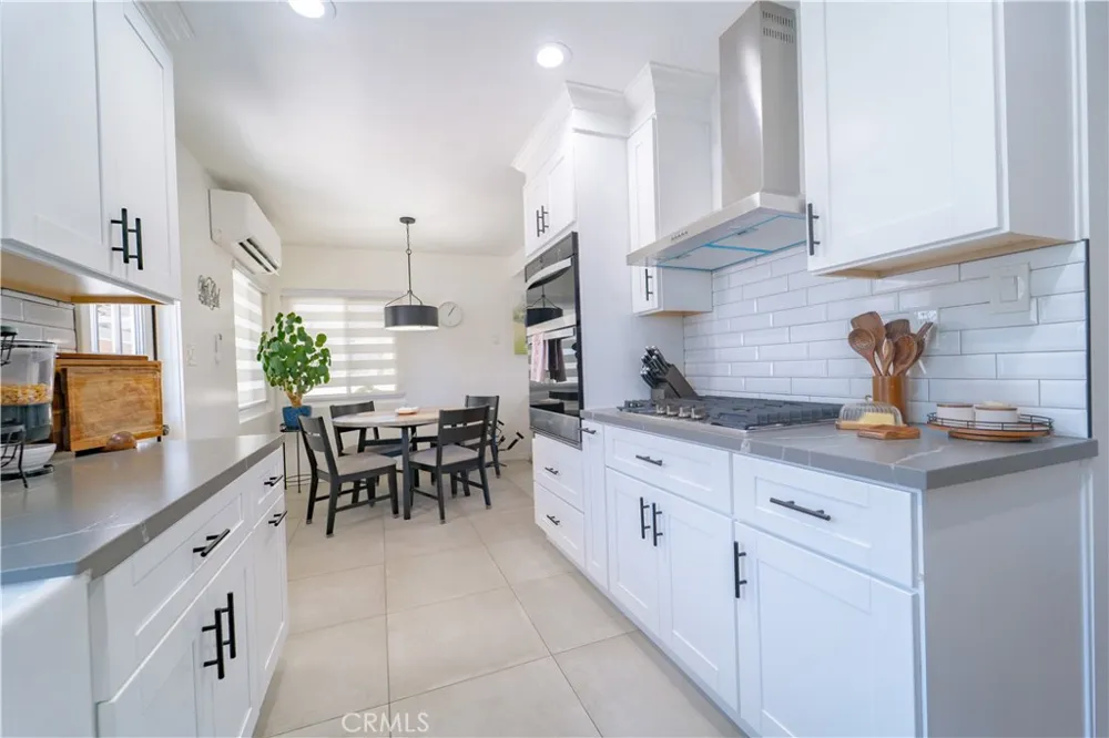 1141 W Young Wilmington, CA 90744