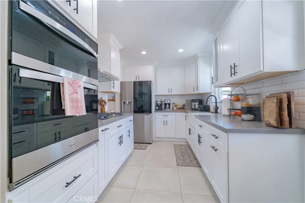 1141 W Young Wilmington, CA 90744
