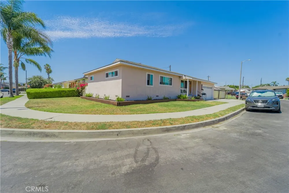 1141 W Young Wilmington, CA 90744