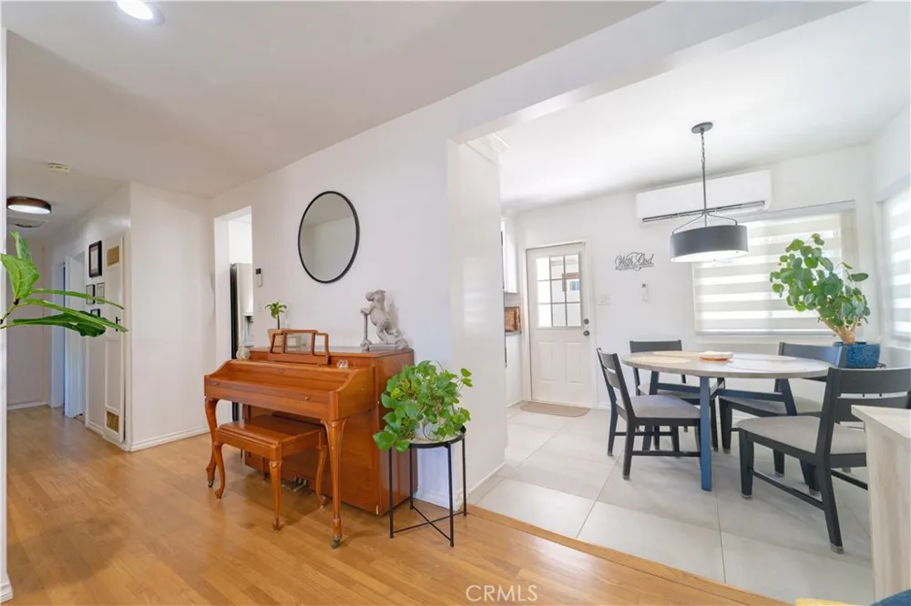 1141 W Young Wilmington, CA 90744