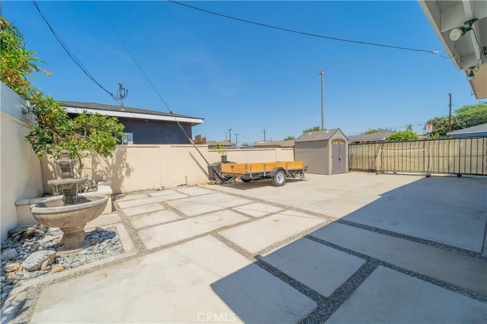 1141 W Young Wilmington, CA 90744