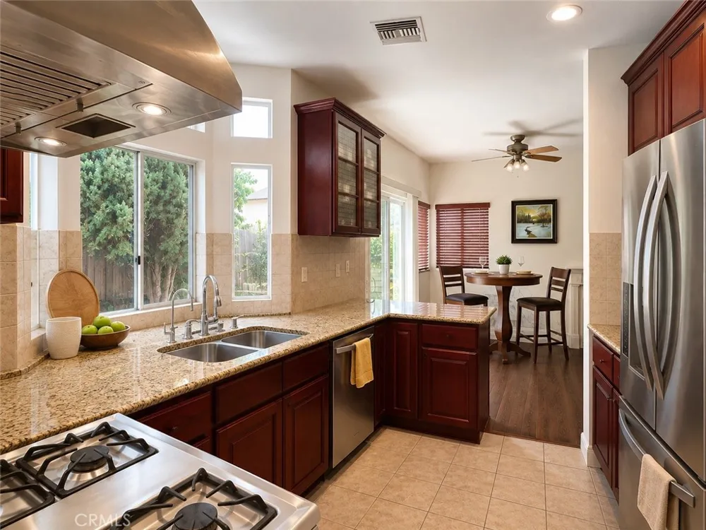 430 W Walnut Monrovia, CA 91016