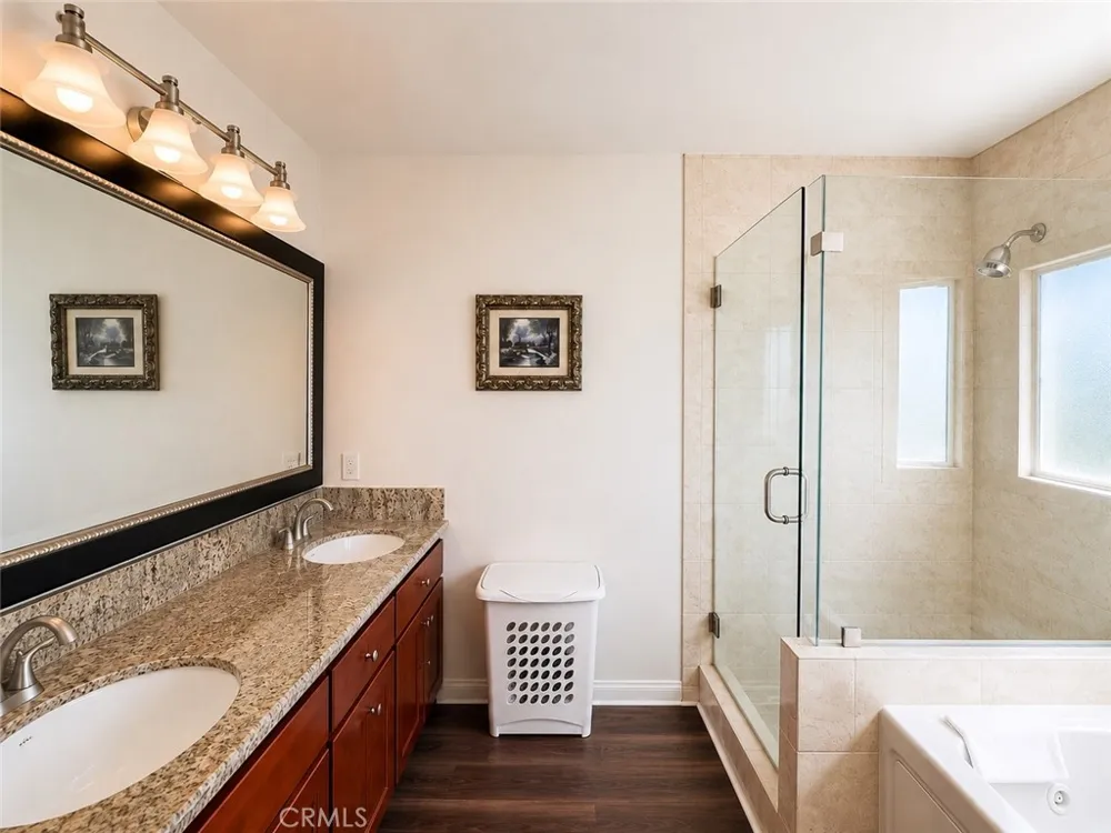 430 W Walnut Monrovia, CA 91016