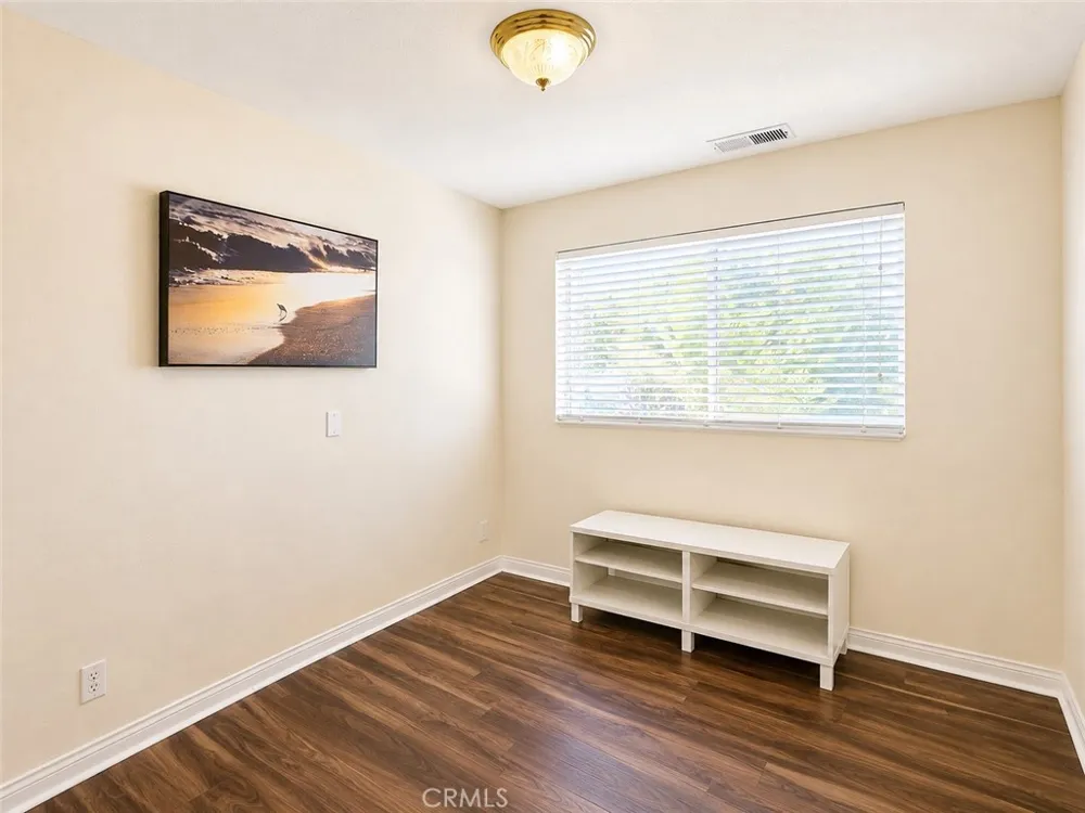 430 W Walnut Monrovia, CA 91016