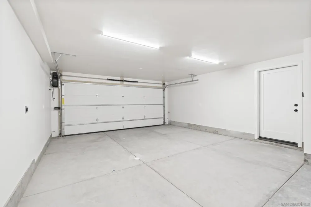 4212 Tonopah St San Diego, CA 92110