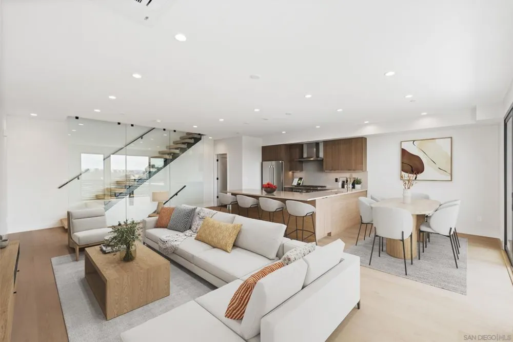 4212 Tonopah St San Diego, CA 92110