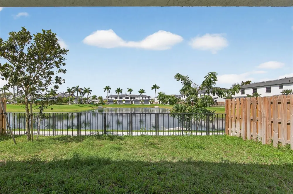 4989 Peacock Way #5838 Dania Beach, FL 33312