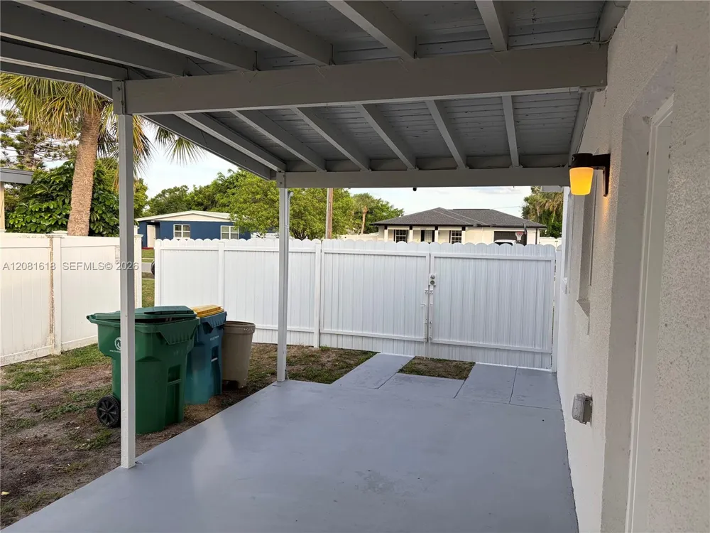 22202 Belinda ave Port Charlotte, FL 33952