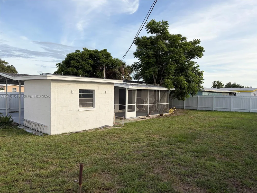 22202 Belinda ave Port Charlotte, FL 33952