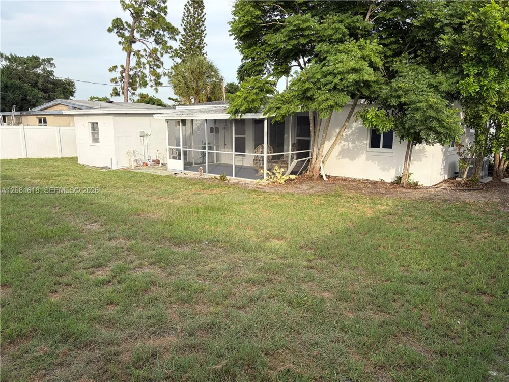 22202 Belinda ave Port Charlotte, FL 33952