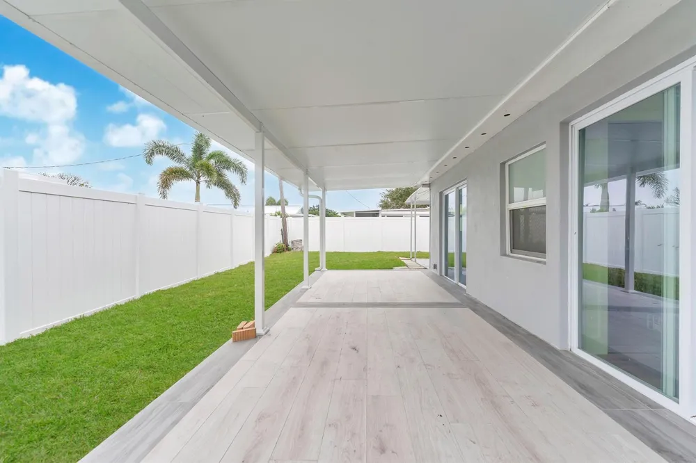 1115 Stillwater Drive Jupiter, FL 33458