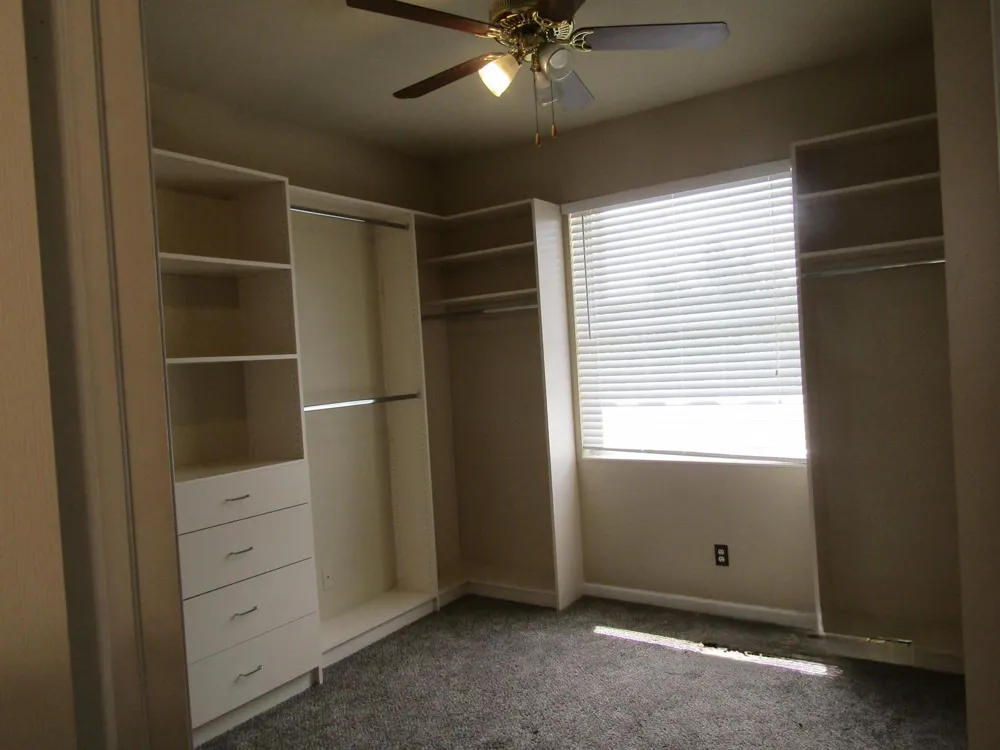 1756 SW JAMESPORT DRIVE Port St. Lucie, FL 34953