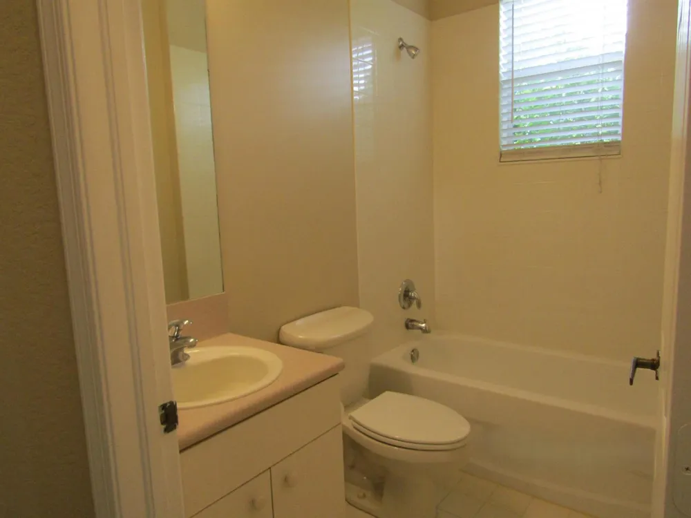 1756 SW JAMESPORT DRIVE Port St. Lucie, FL 34953