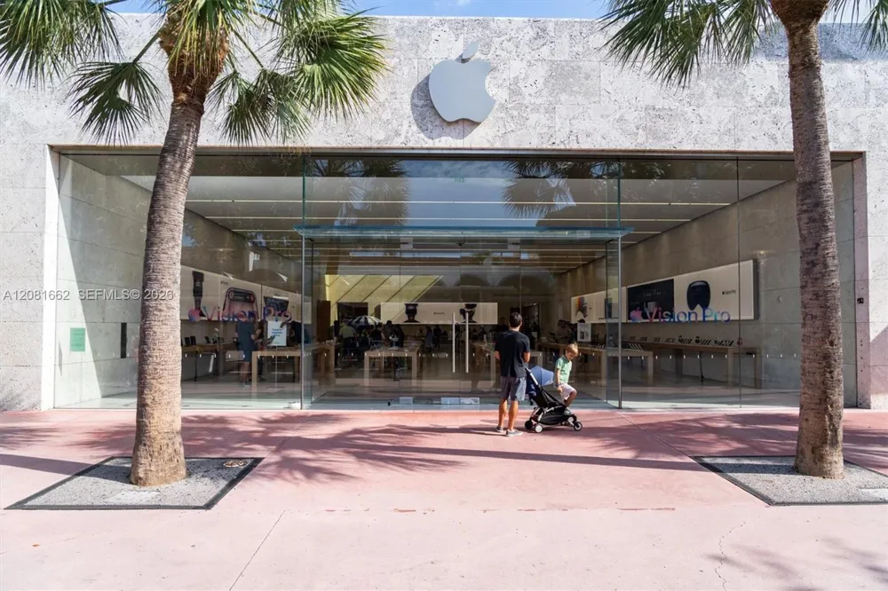 1620 West Ave #305 Miami Beach, FL 33139
