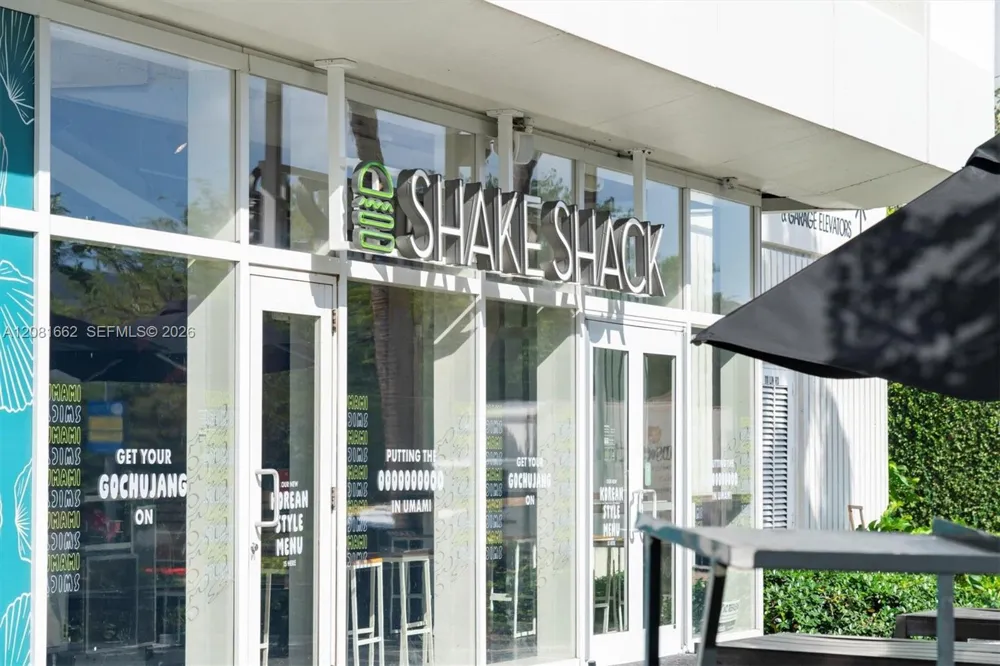 1620 West Ave #305 Miami Beach, FL 33139