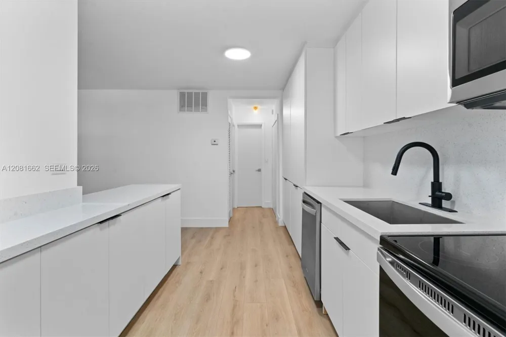 1620 West Ave #305 Miami Beach, FL 33139