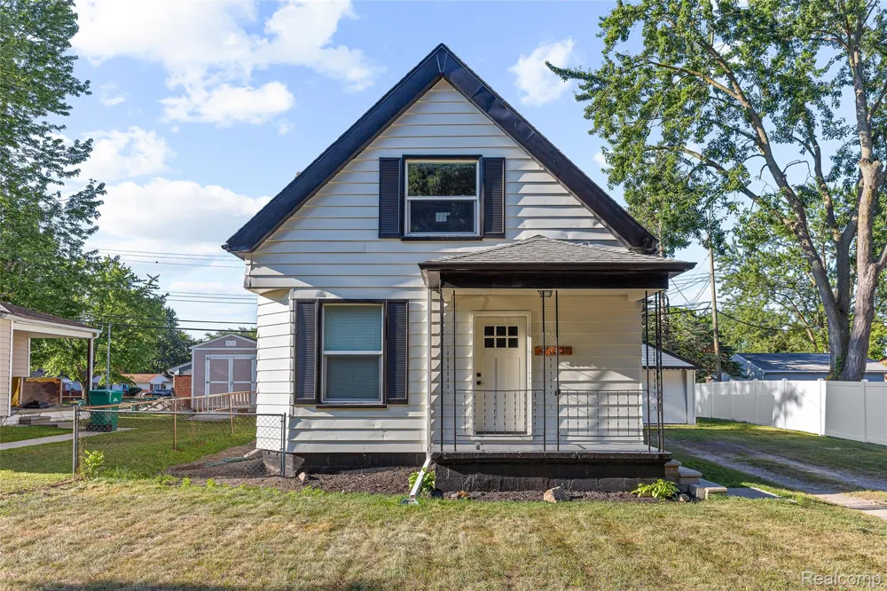 35025 Wick Road Romulus City, MI 48174
