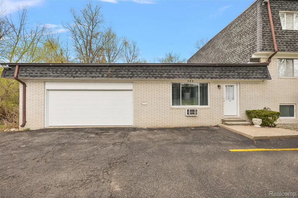 384 Drahner #C13 Oxford Charter Township, MI 48371
